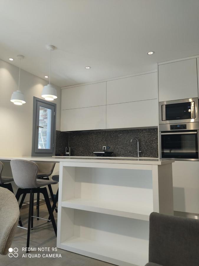 Blue Rose Luxury And Comfort Apartment At The Centre Of Preveza Eksteriør bilde